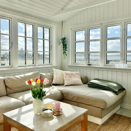 Wooden With Open View To Sebbersund Fjord 펜션