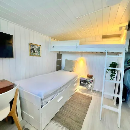 펜션 Wooden With Open View To Sebbersund Fjord Nibe